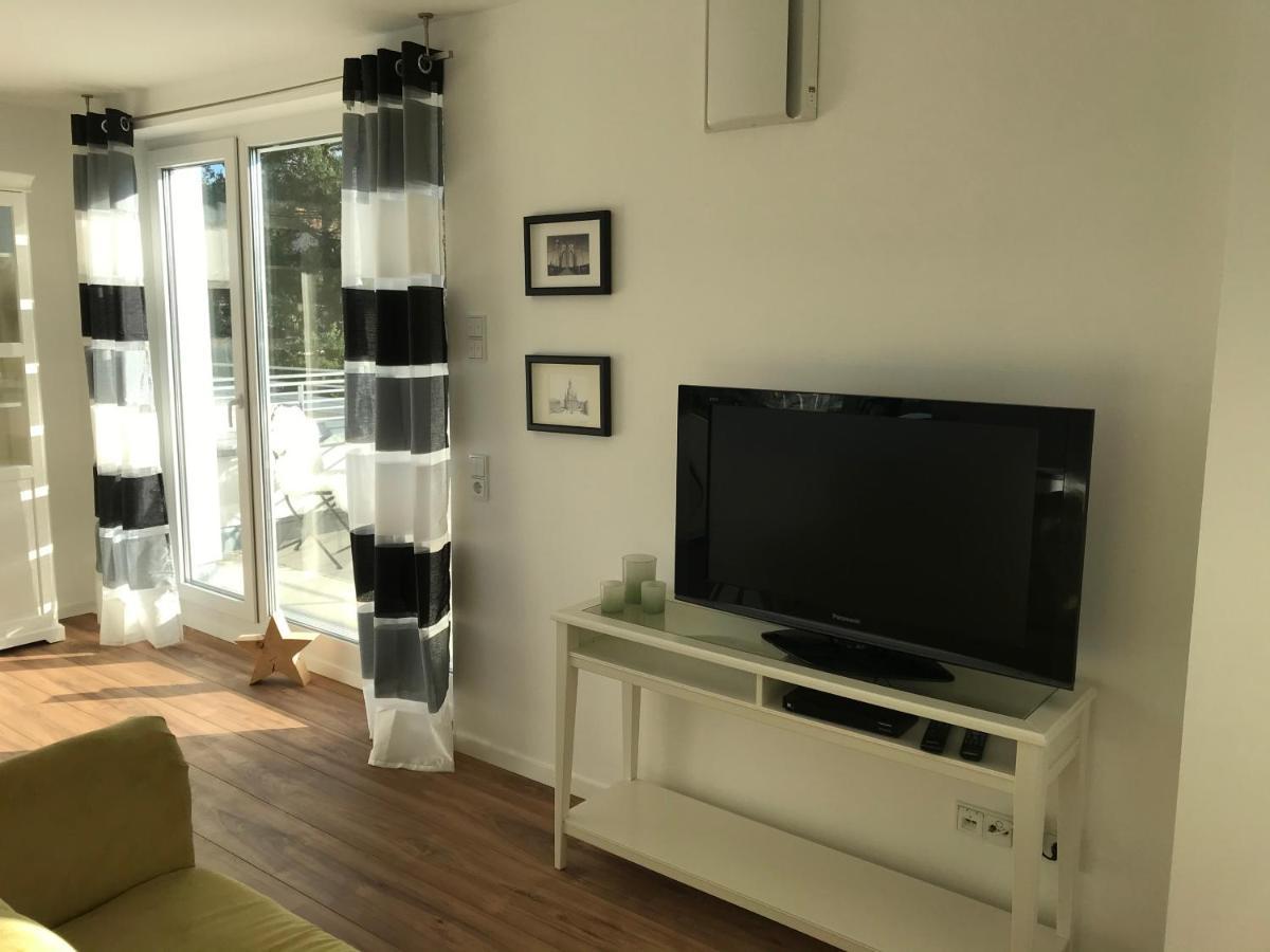 Attika Ferienwohnung In Freiburg -Gundelfingen Mit Grosser Dachterrasse Exterior photo